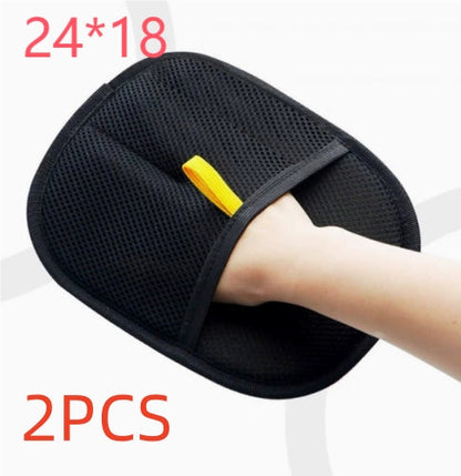 FurSweep Mitt